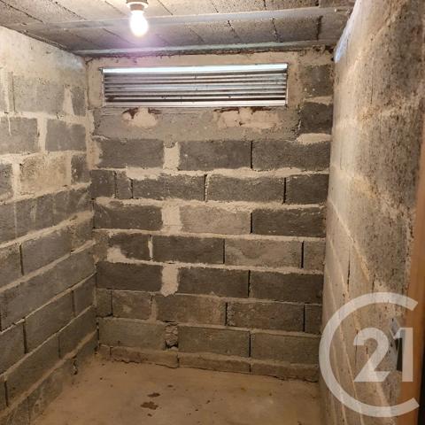 Appartement F1 à vendre  1 pièce - 33 m 2   CHALLANS  - 85