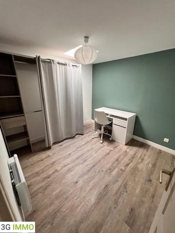 Location / Autre à Niort (79000)
