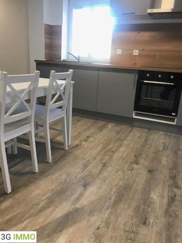 Location / Autre à Niort (79000)