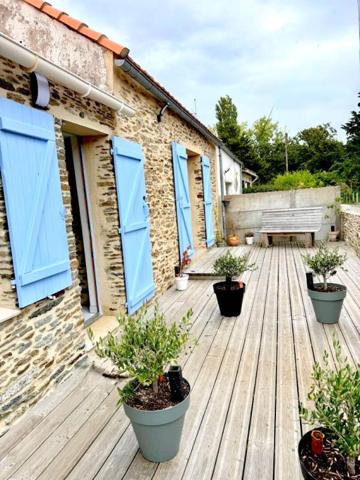 Maison de charme proche  bord de mer
