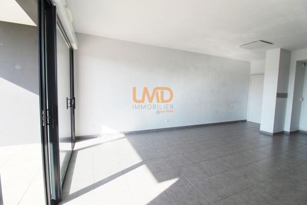 Spacieux appartement T2 rez de jardin plus stationnement et cave