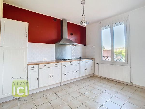 Maison familiale rénovée ,4 chambres .Sans vis-à-vis de 106.15 m2