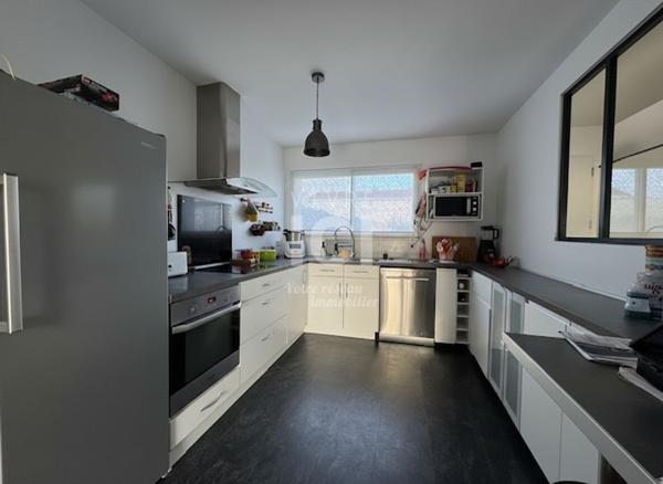 Maison familiale rénovée ,4 chambres .Sans vis-à-vis de 106.15 m2