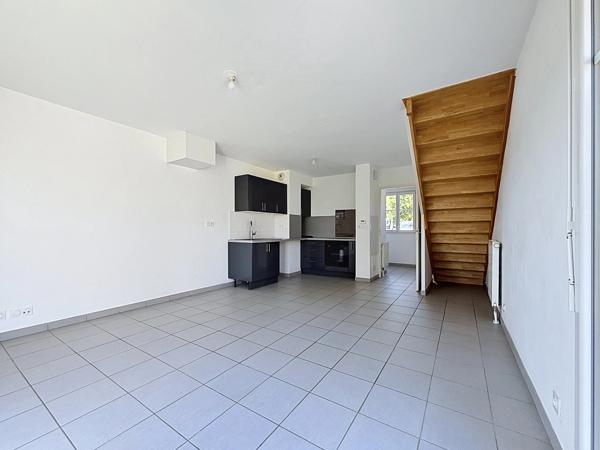 Maison à vendre 3 pièces VEIGNE (37)