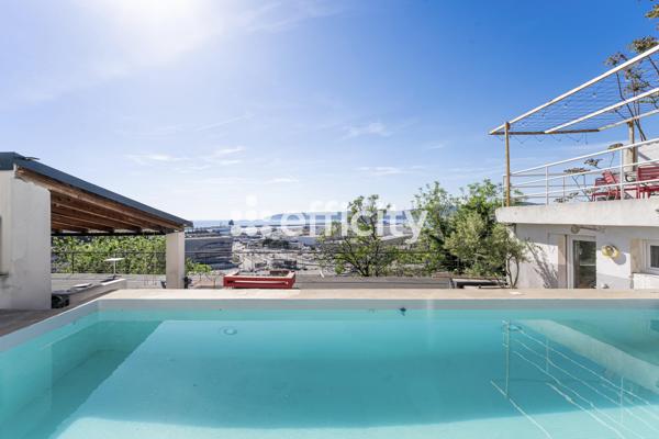 Maison 5 pièces - 140 m² Bien prestige