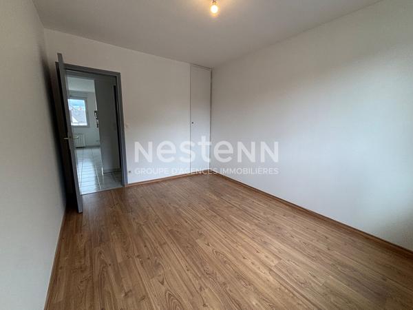 T2 AVEC 2 EMPLACEMENTS DE PARKING - SECTEUR TINQUEUX