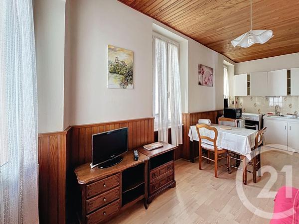 Immeuble à vendre  125 m2 CHATEL GUYON - 63