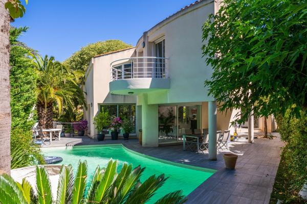 Vente Maison de luxe Marseille 8 6 Pièces 261 m²