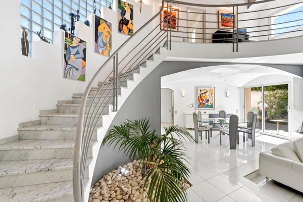 Vente Maison de luxe Marseille 8 6 Pièces 261 m²