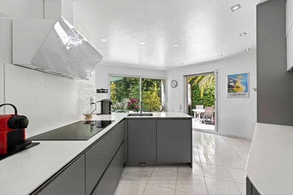Vente Maison de luxe Marseille 8 6 Pièces 261 m²