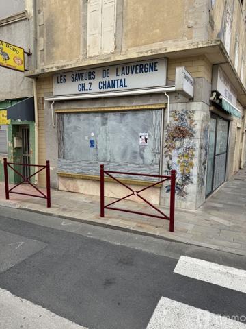 Fonds de commerce 30m² en plein centre de Port-La-Nouvelle !