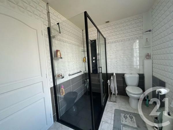 Maison à vendre  4 pièces - 137 m 2   ST HILAIRE DE RIEZ  - 85