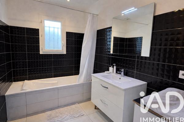 Maison à vendre 4 pièces 104 m² Carpentras
