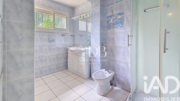 Maison à vendre 4 pièces 97,74 m² Léognan