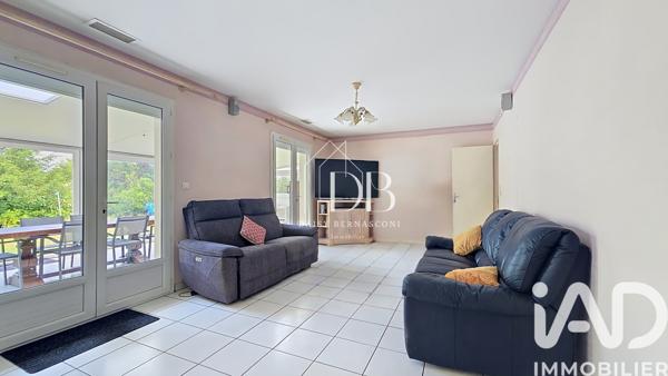 Maison à vendre 4 pièces 97,74 m² Léognan