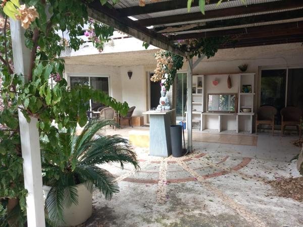 Vente Maison Atypique R+1 de 253 M²