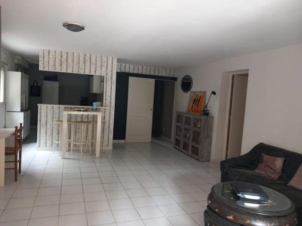 Vente Maison Atypique R+1 de 253 M²