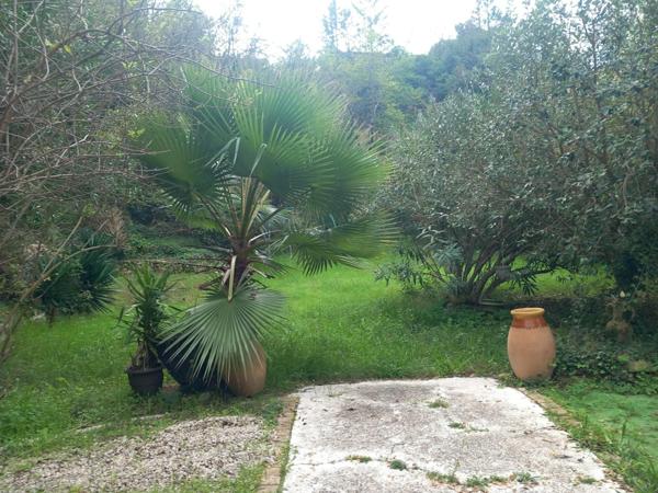 Vente Maison Atypique R+1 de 253 M²