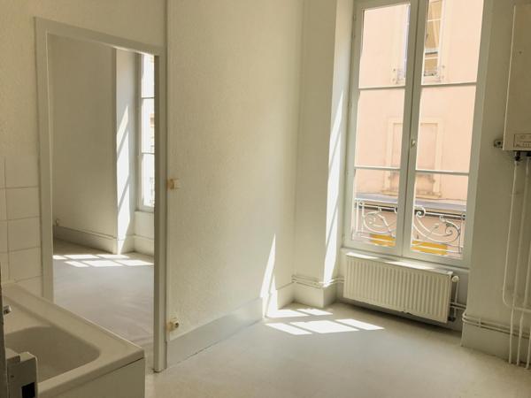Appartement · Location Villefranche Sur Saone (69400) 1 pièce · 31m²