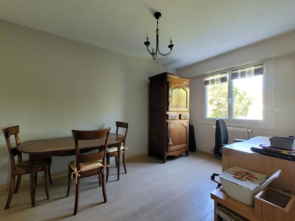 LA ROCHELLE - Quartier La Genette | Appartement T4 avec balcon, ascenseur, stationnement et grenier