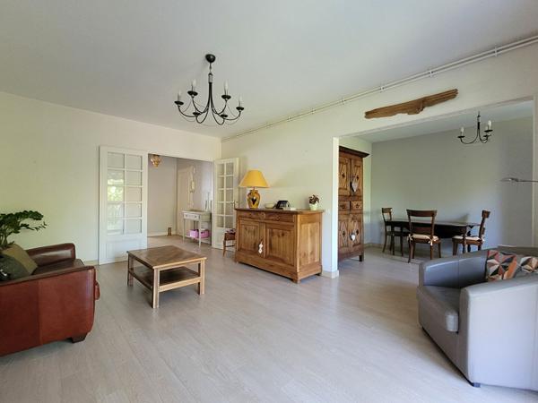 LA ROCHELLE - Quartier La Genette | Appartement T4 avec balcon, ascenseur, stationnement et grenier