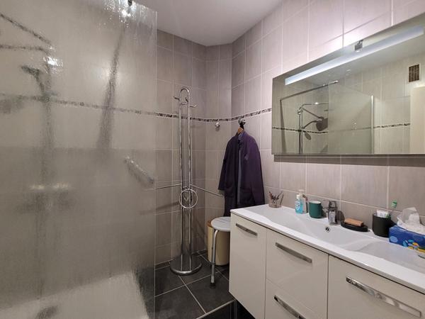 LA ROCHELLE - Quartier La Genette | Appartement T4 avec balcon, ascenseur, stationnement et grenier