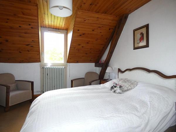 2 Maisons / dépendances / garage / terrain 1900m²