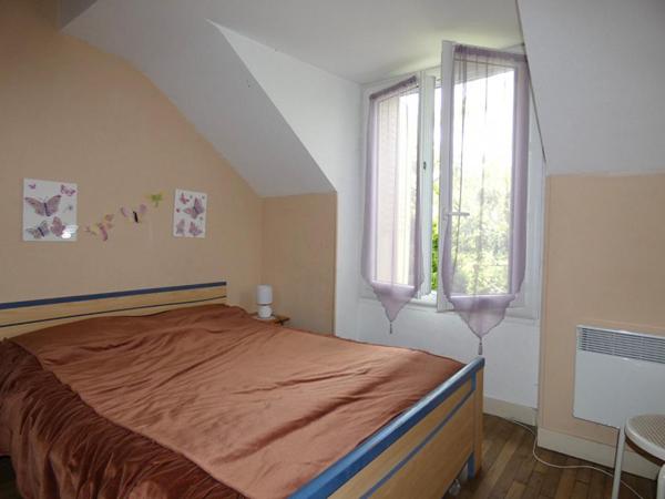 2 Maisons / dépendances / garage / terrain 1900m²