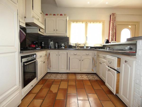 2 Maisons / dépendances / garage / terrain 1900m²