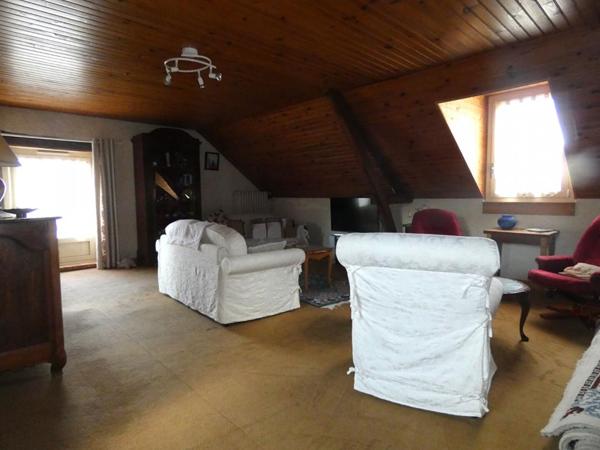 2 Maisons / dépendances / garage / terrain 1900m²