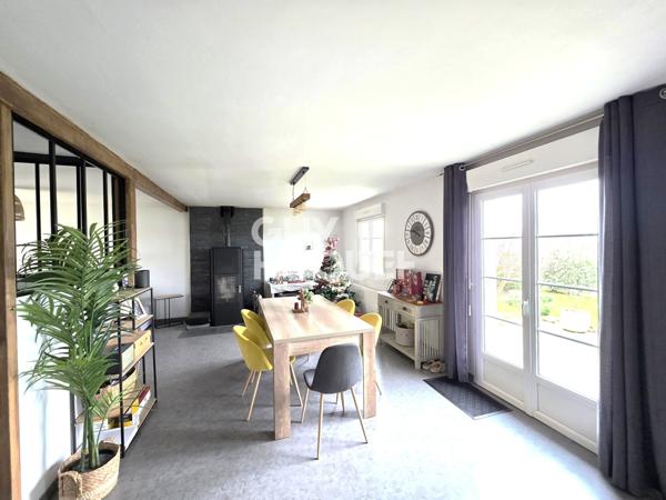 MAISON À VENDRE DE 4 PIÈCES DE 101,99 M²