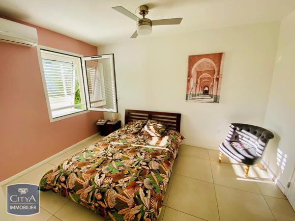 Appartement à vendre 4 pièces 79m² Saint-Paul (97434)