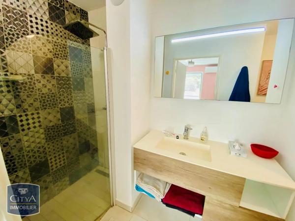 Appartement à vendre 4 pièces 79m² Saint-Paul (97434)