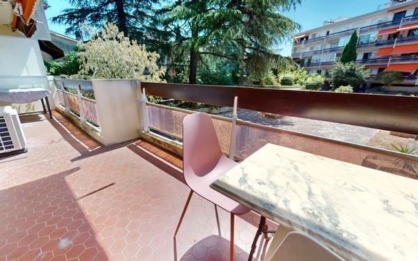 Appartement à vendre    4 pièces • 105 m2 Toulouse