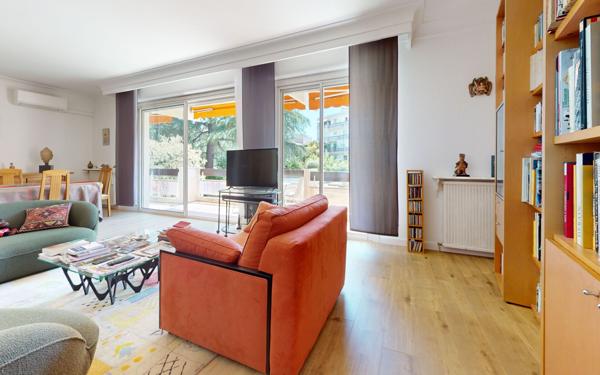 Appartement à vendre    4 pièces • 105 m2 Toulouse