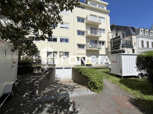 Location Parking - ACCES PAR LE PASSAGE BOUANCHAUD Le Pouliguen 44510