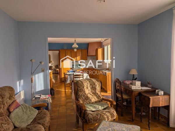PAVILLON DE 169 m² – HABITABLE DE PLAIN-PIED, 4 CHAMBRES, SOUS-SOL COMPLET ET JARDIN DE 1 600 m²