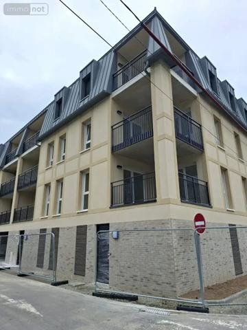 Location - Appartement Jullouville 50610 4 pièces 83 m 2