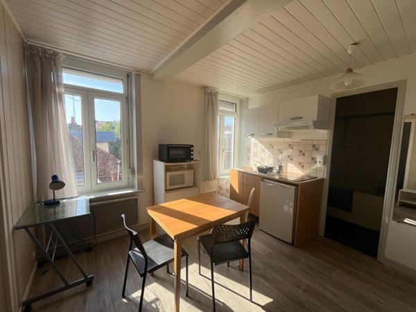 A LOUER : T2 à LILLE • Rue des Postes - WAZEMMES • 700 € CC • Réf. 67212929549
