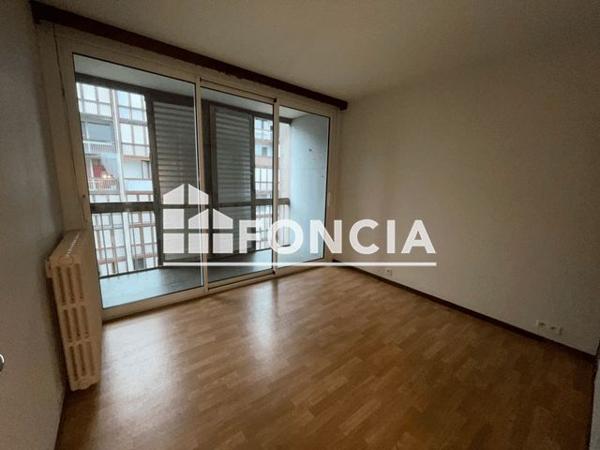 Location Appartement 3 pièces 66.21 m² - 3 PLACE ALEXANDRE 1ER Montauban 82000