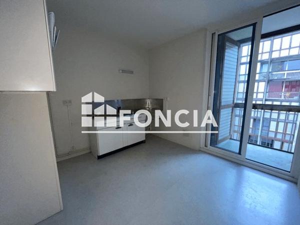 Location Appartement 3 pièces 66.21 m² - 3 PLACE ALEXANDRE 1ER Montauban 82000