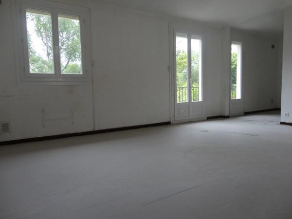 Dpt Pyrénées Orientales (66), à vendre PRADES à 5 minutes maison 5 pièces sur terrain 324 m² garage