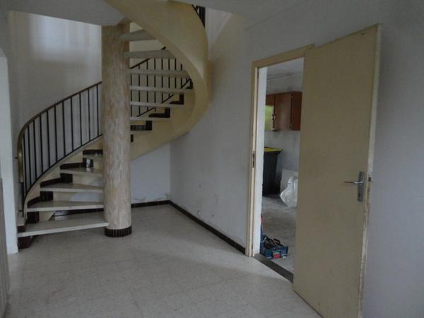 Dpt Pyrénées Orientales (66), à vendre PRADES à 5 minutes maison 5 pièces sur terrain 324 m² garage