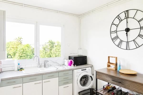 UN APPARTEMENT OÙ IL EST FACILE DE SE PROJETER
