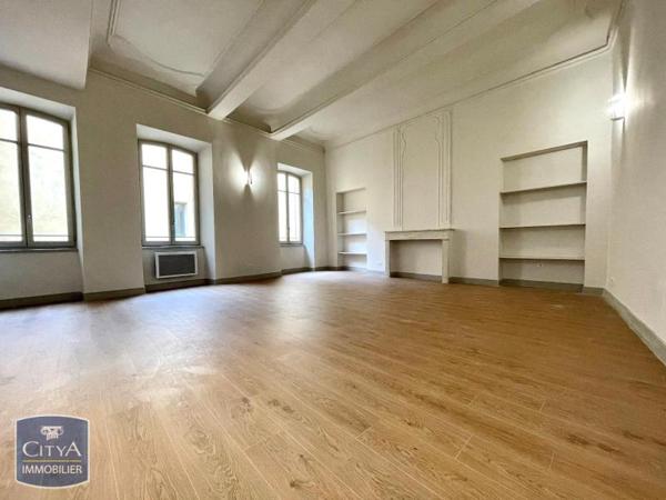Appartement à louer 4 pièces 92.3m²