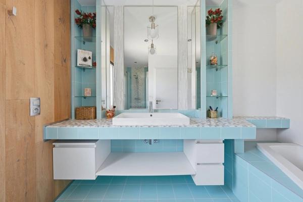 Maison contemporaine de 210 m² dans un domaine sécurisé à Saint-Clément-de-Rivière
