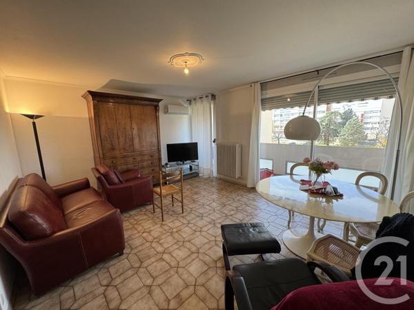 Appartement T5 à vendre  5 pièces - 102,01 m2 VENISSIEUX - 69