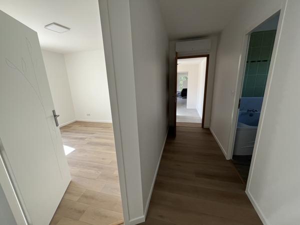 Maison contemporaine de 2011 de 169 M2 avec piscine sur 2707 M2
