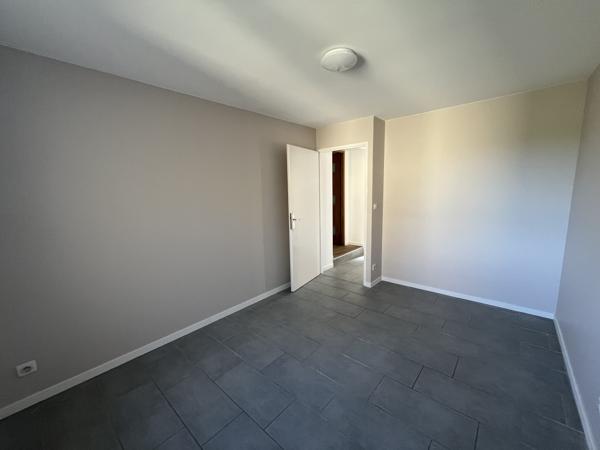 Maison contemporaine de 2011 de 169 M2 avec piscine sur 2707 M2