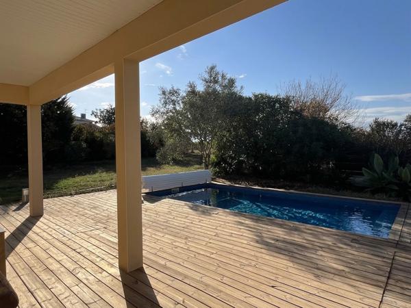 Maison contemporaine de 2011 de 169 M2 avec piscine sur 2707 M2